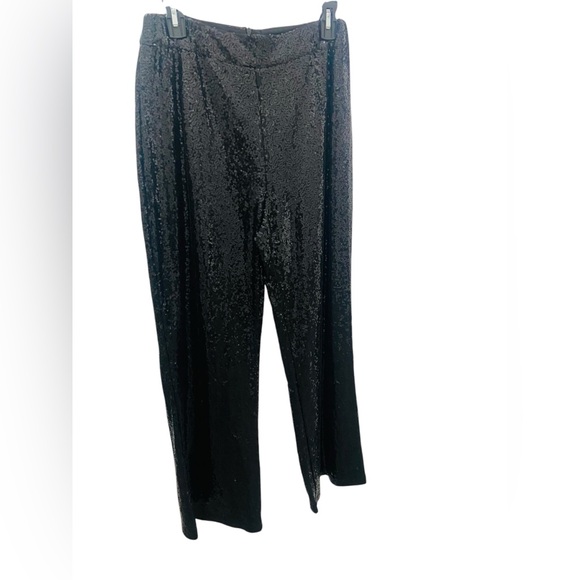 Black Sequins Bottoms Zipper on Back - Picture 1 of 10